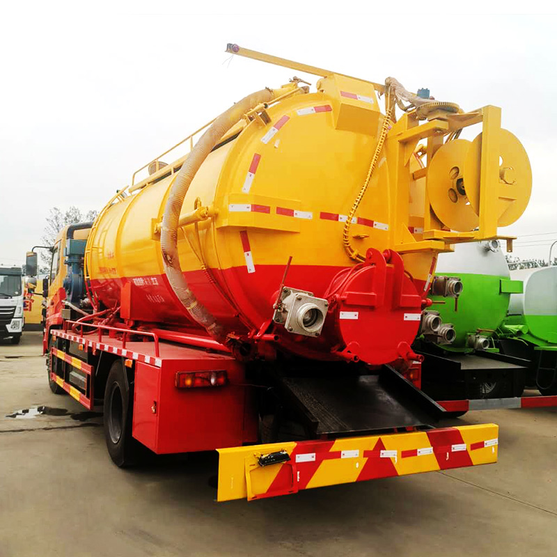 詢問(wèn)吸糞車(chē)、吸污車(chē)的吸程是多少